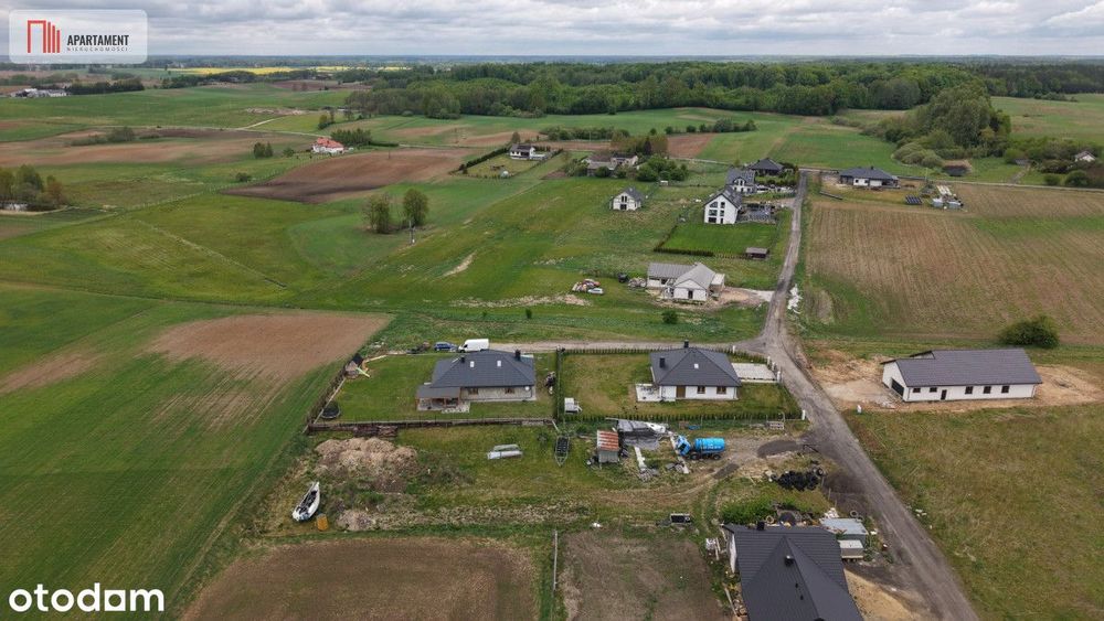 Działka budowlana 2437 m² – Stradomno