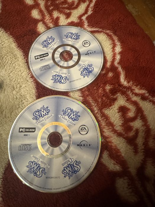 The Sims Deluxe Edition