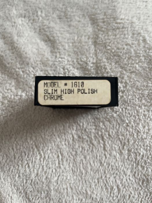 Zippo Original Mustang – Cromado Slim – Novo na Caixa