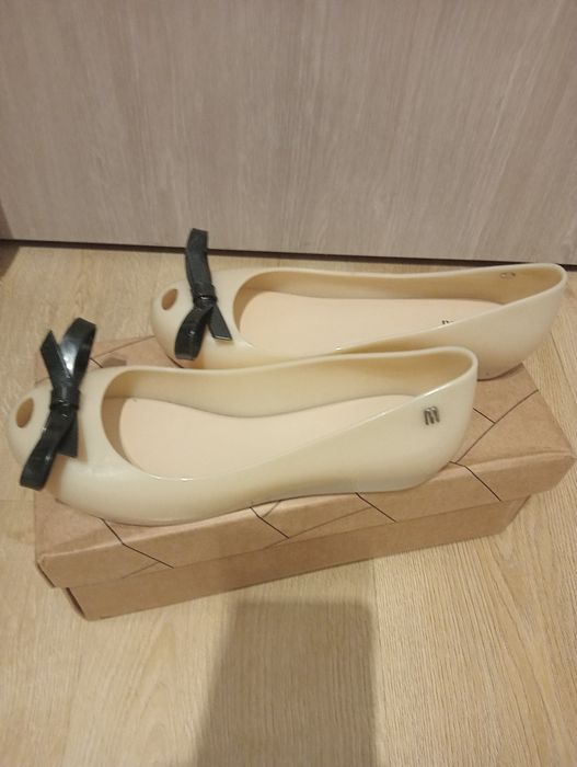 Sprzedam Melissa nowe