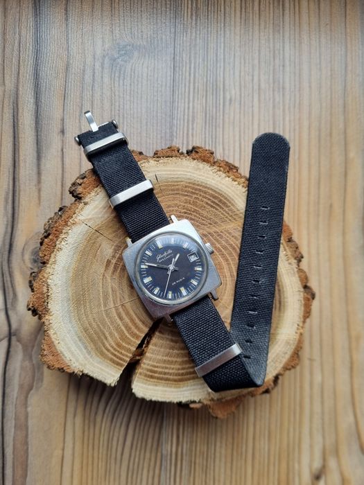 Glashutte Spezmatic  DDR sprawny.

Dzień dobry, dziś mam do sprzedania zegarek produkcji DDR marki Glashute