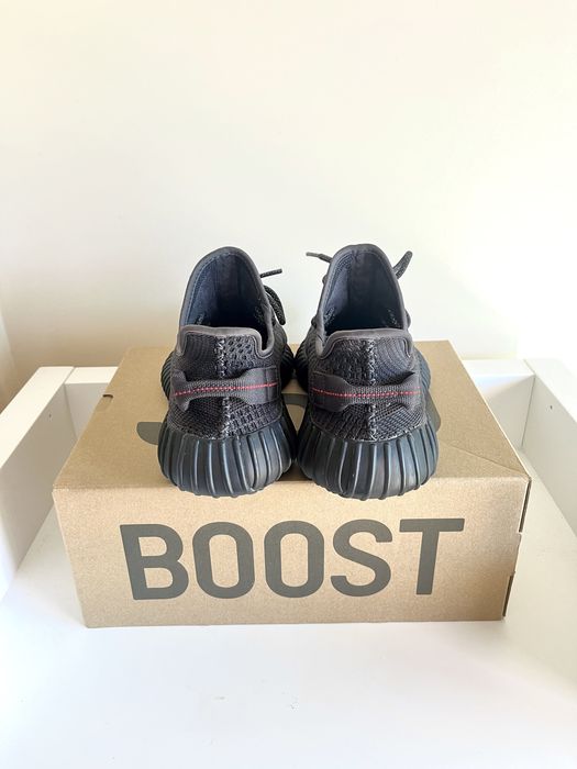 Yeezy Boost 350 Black