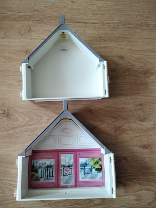 Skladany sklep z odzieżą dla dzieci