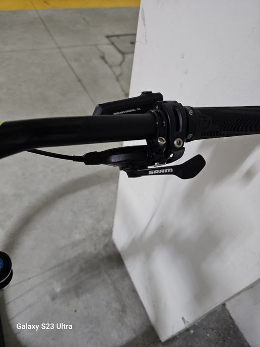 Vendo bicicleta BTT Sscott scale