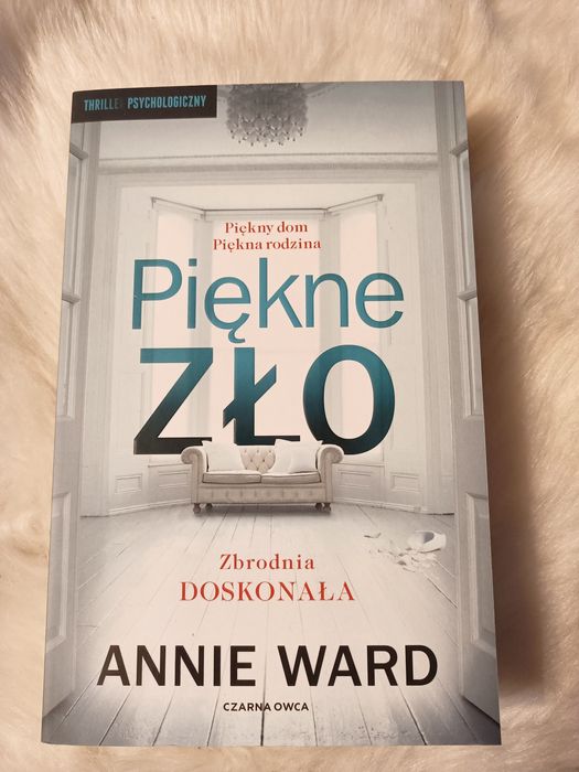 Piękne zło. Annie Ward. Nowa