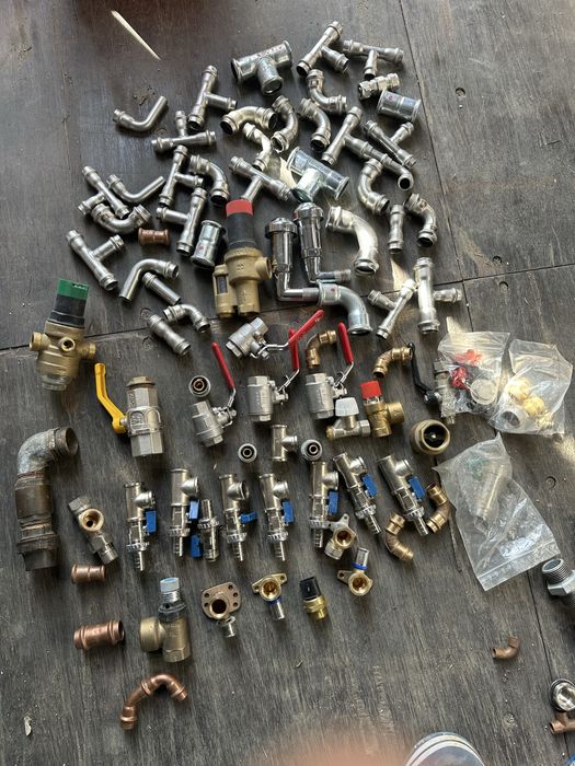 Zawory, kształtki,redukcje itp. Hydraulika