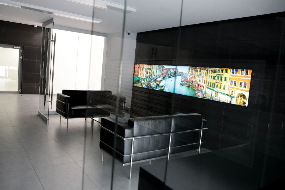 Dla Par SUPER-APARTAMENTY.PL udekorujemy apartament według życzeń VIP