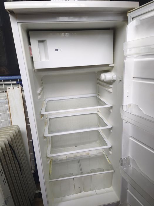 продам холодильник Vestfrost