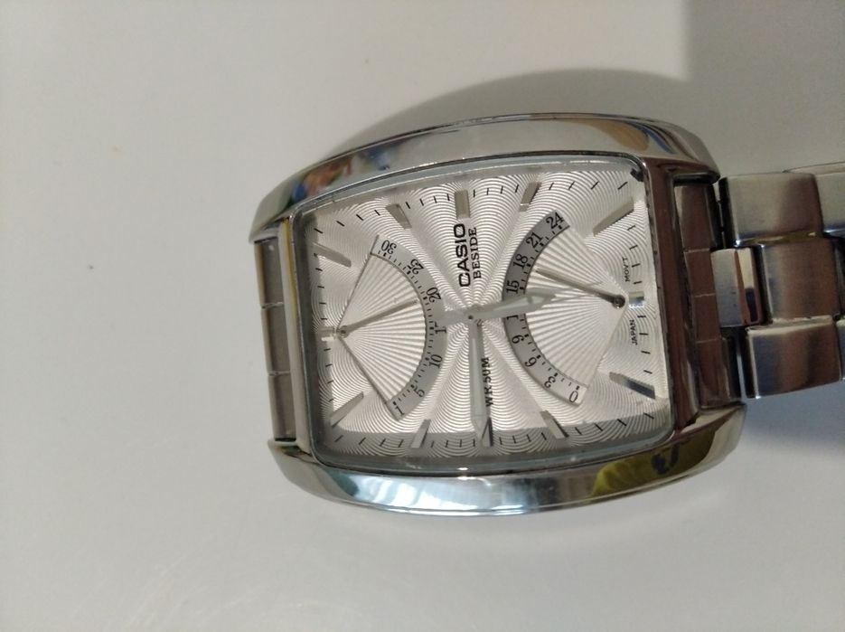 Годинник Casio  beside BEM-110D-7AVEF