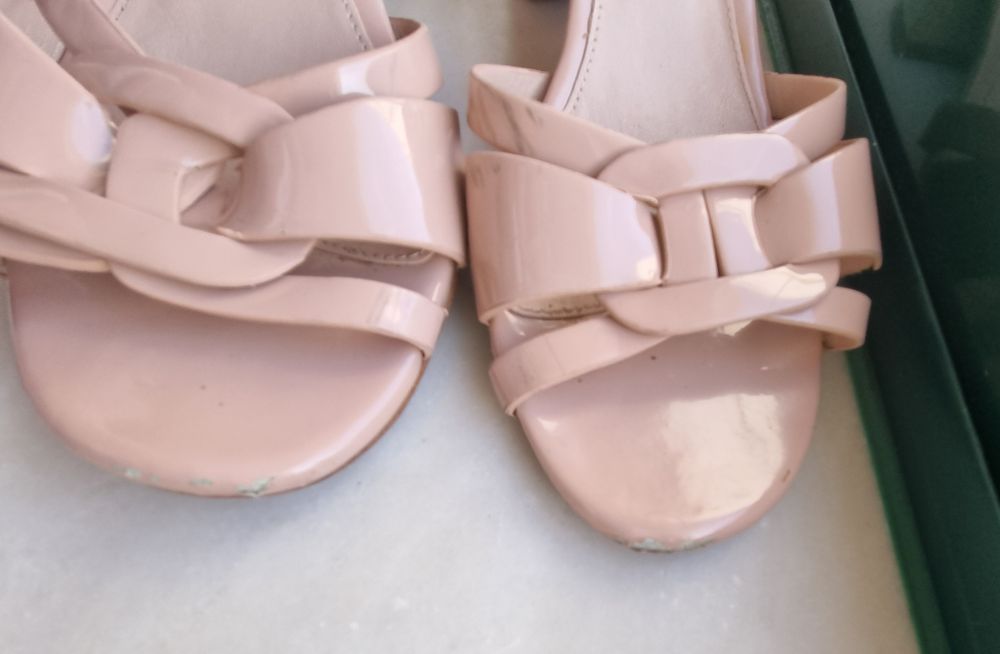 Sandálias Aldo nude