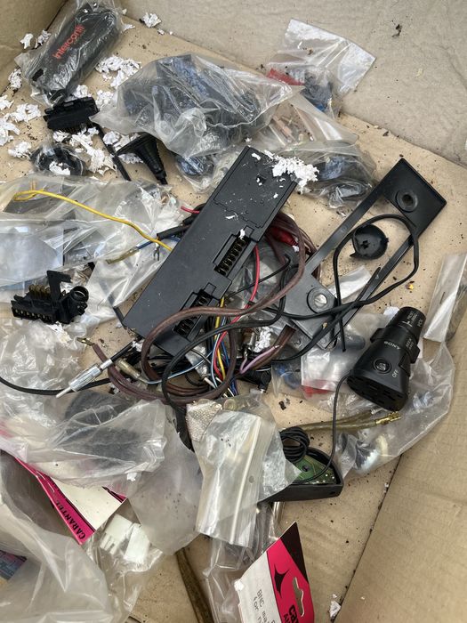 Conjunto de várias pecas de manutenção auto/ Filtros de ar, oleo etc