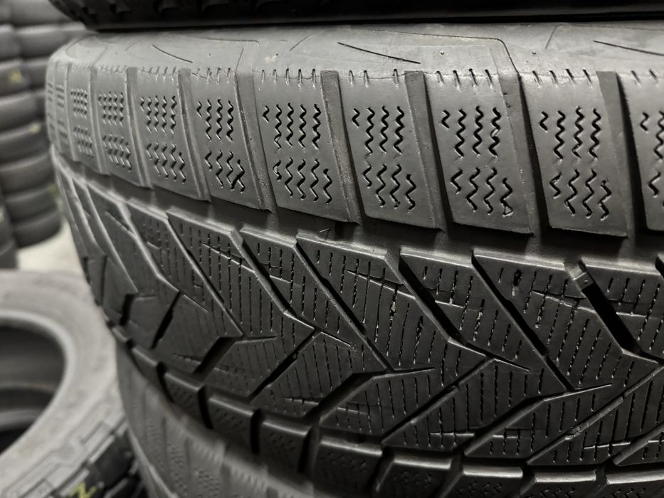 Шини б.у. зима Michelin 245/45 R18  склад резини