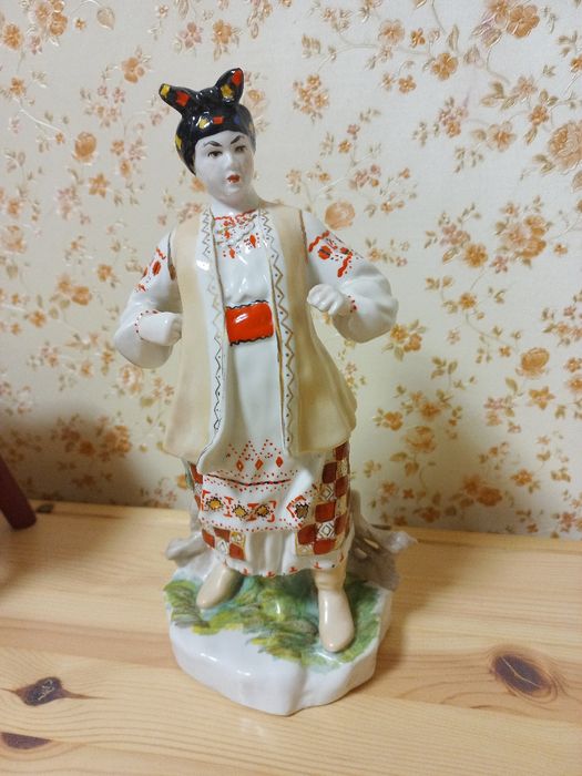Статуетка  СССР "Солоха"