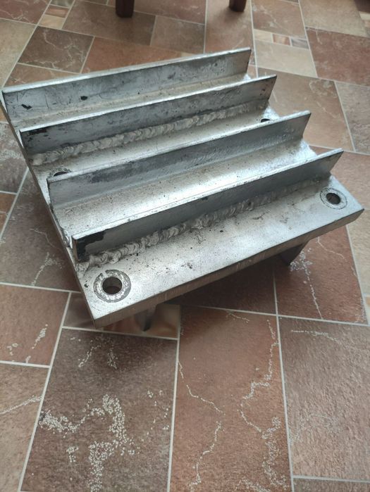 Пресс (станина) на шпильках ф16мм.