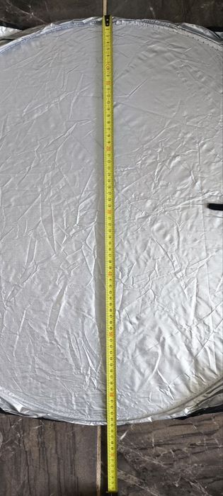 Захист від сонця на лобове.