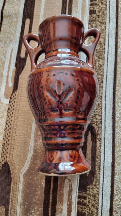 Brązowy wazon 22cm