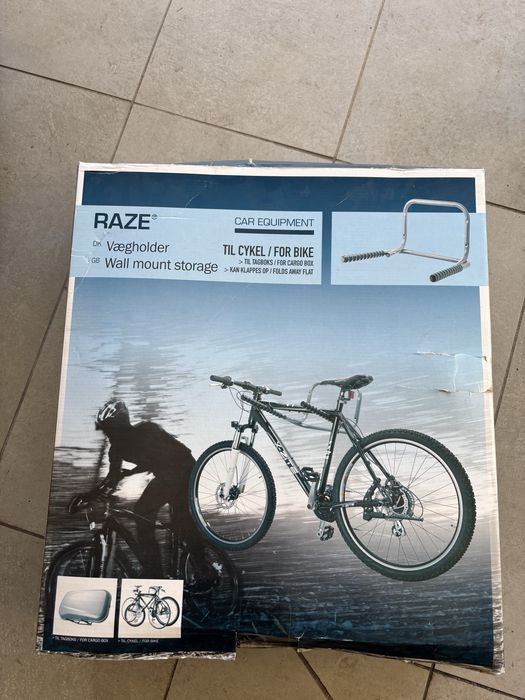 Wieszak na rower składany RAZE