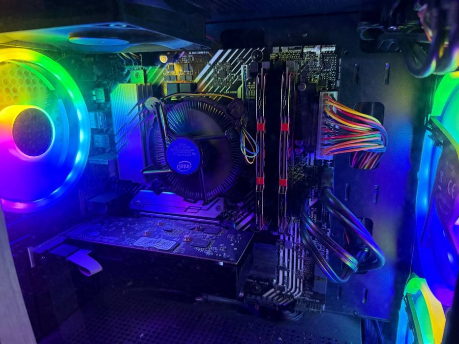 системний блок/зібраний/готовий до роботи