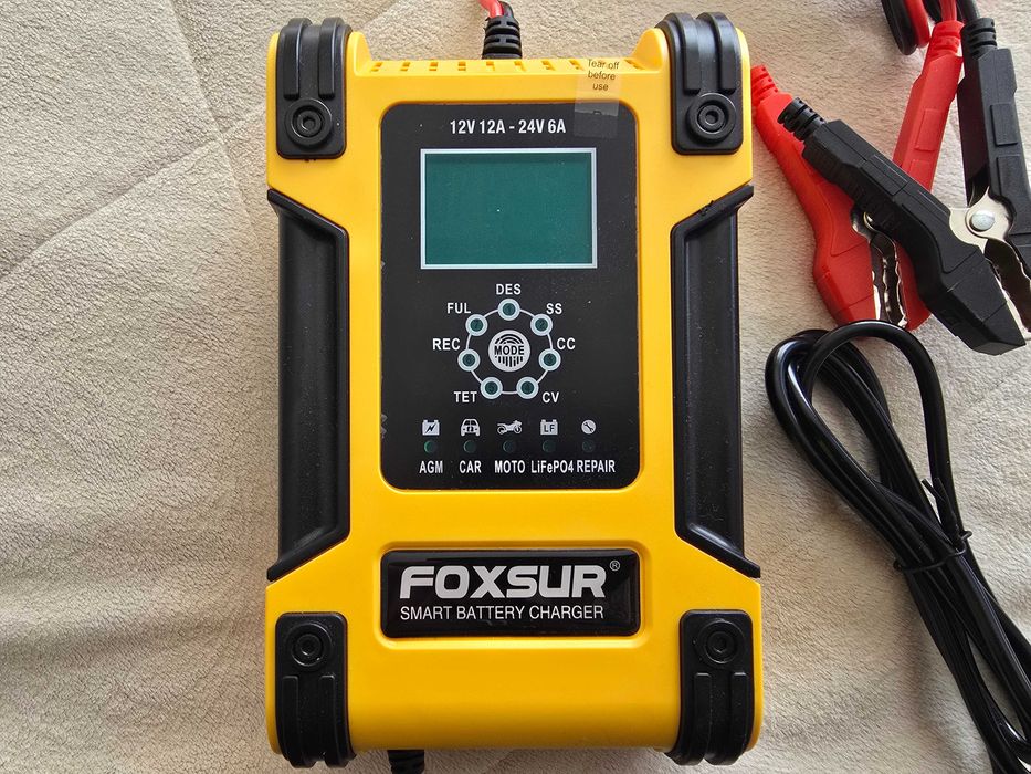 Зарядное устройство Foxsur 12В 12А/24В 6А для AGM GEL WET LiFePo4