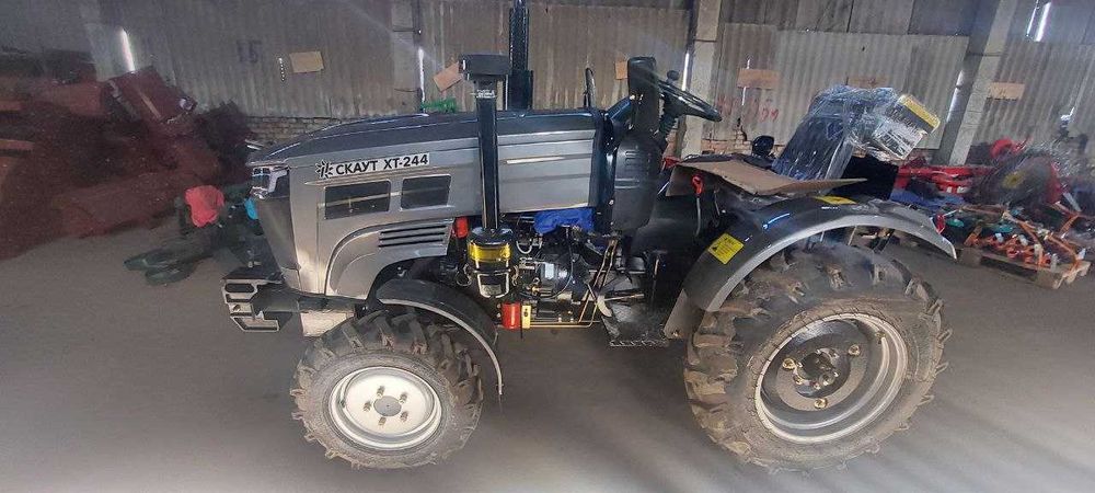 Мінітрактор Скаут XТ- 244 (3*1) повний привід доставка кредит масла