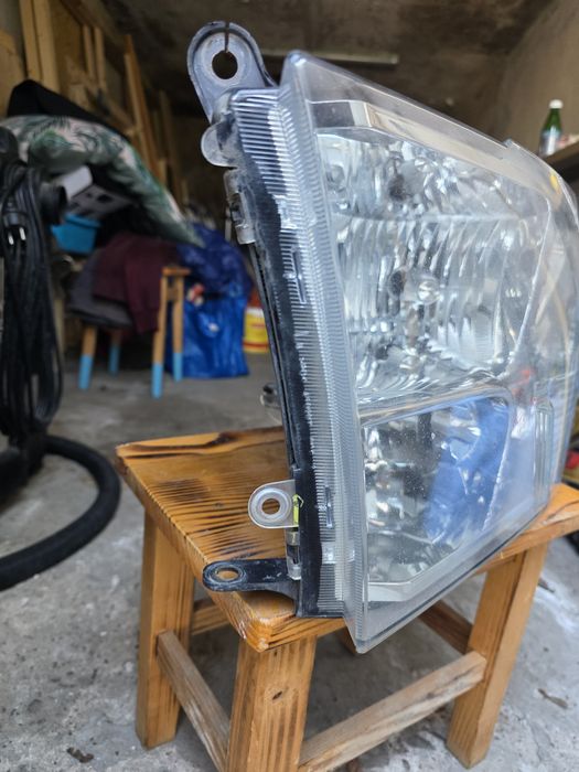 Ram 1500 Lampa lewa i prawa