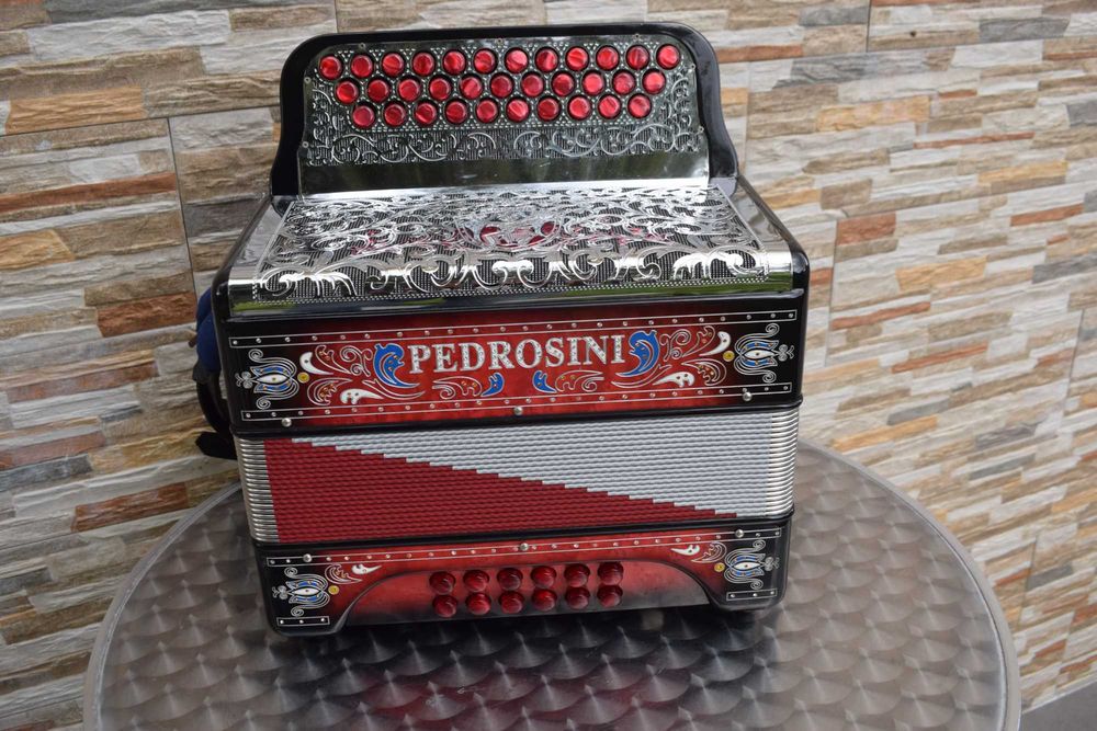 Concertina Pedrosini 4 Voz  Direta Fa La Re