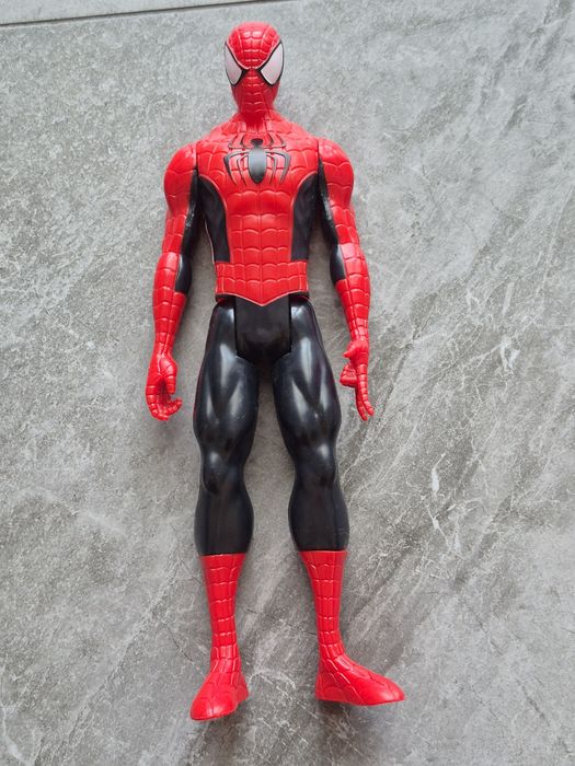 Duża Figurka Spider-Man 30 cm Hasbro Titan Hero Series