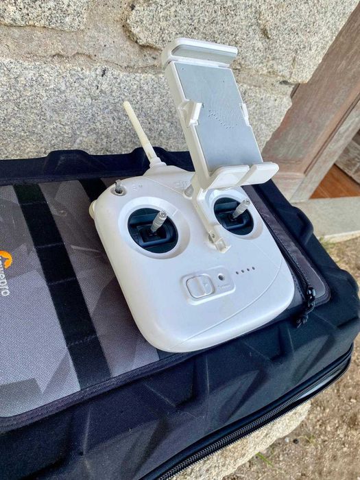 Drone DJI Phantom 3 SE Professional com mala e comando446553916346869763