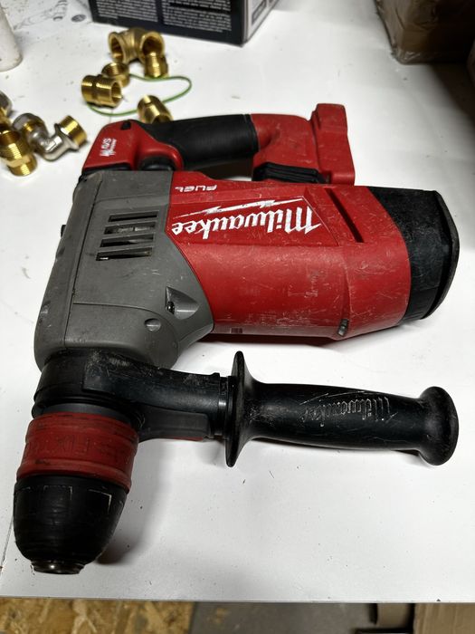 Milwaukee m18 chpx młotowiertarka