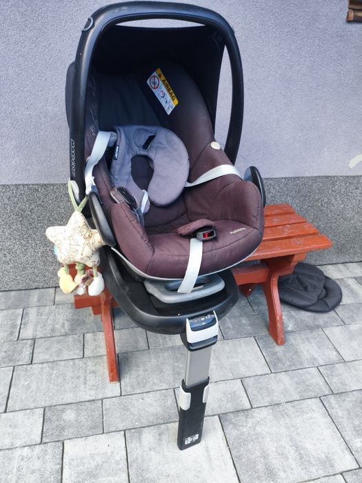 Fotelik z bazą Maxi Cosi Pebble
