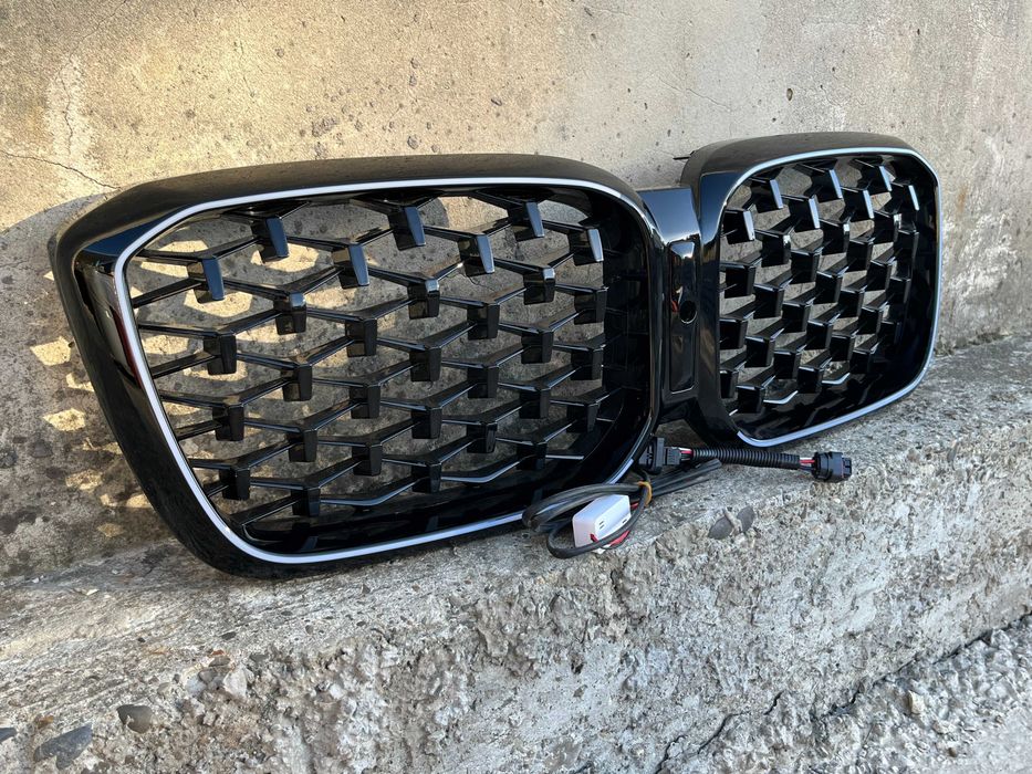 Ніздрі Чорний глянець LED Iconic Glow Diamond на BMW X3 G01 2022-2024 року