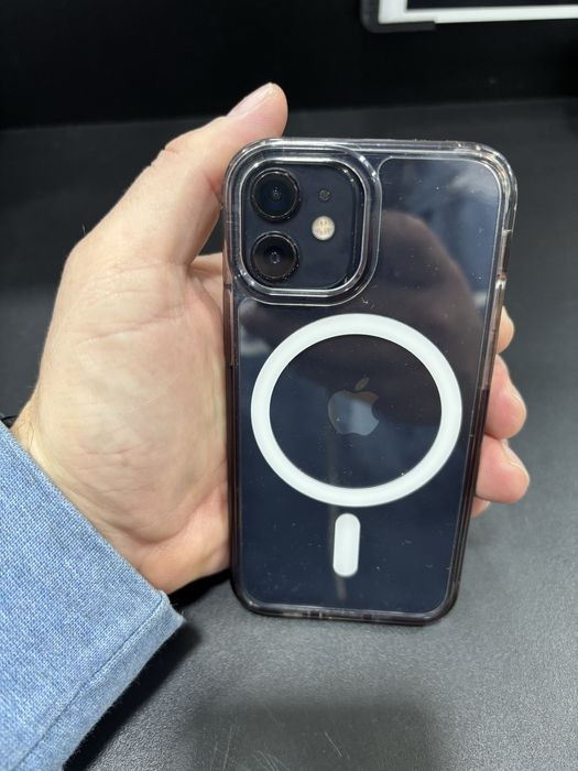 Iphone 12 mini em bom estado