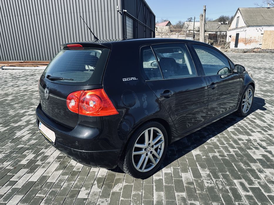 VW GOLF 5 - Goal