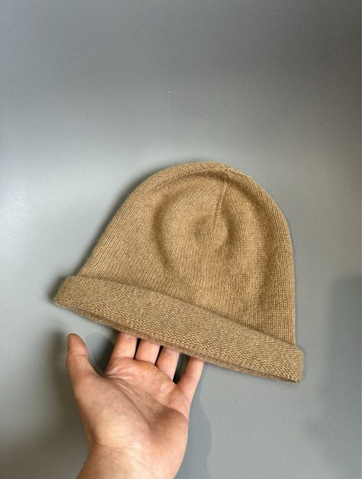 Кашемировая шапка COS в бежевом цвете (оригинал)