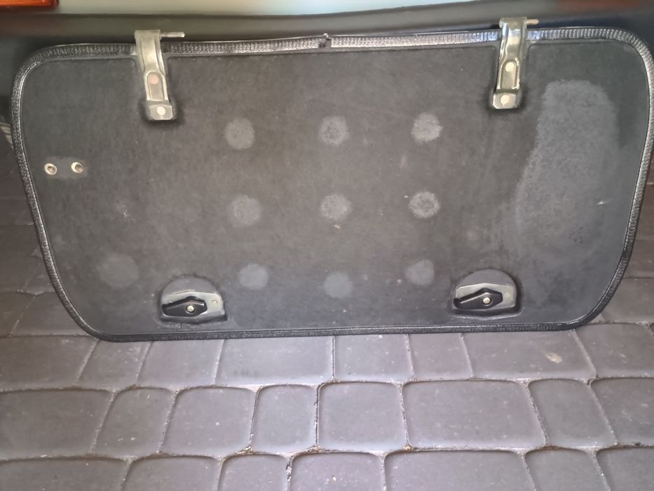 Pokrywa silnika Fiat 126 Bis