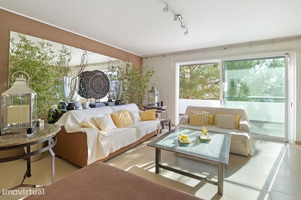 Moradia T4 com jardim, Soltroia, Grandola
