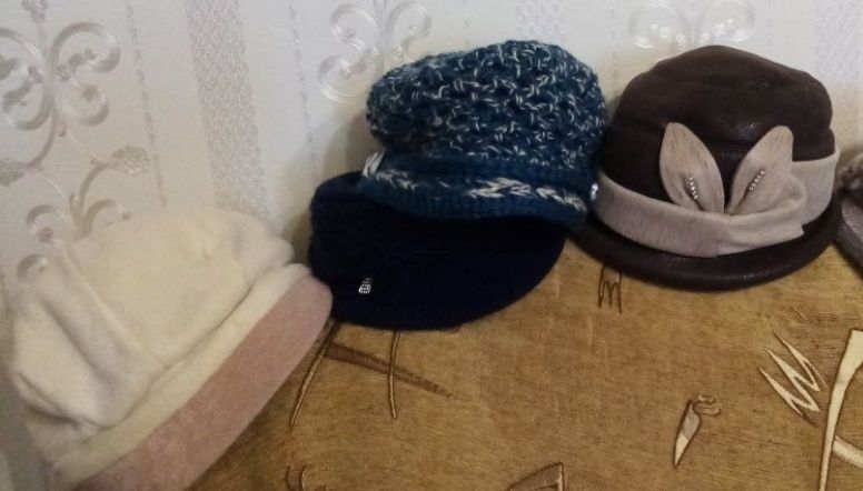 Берет   женский.