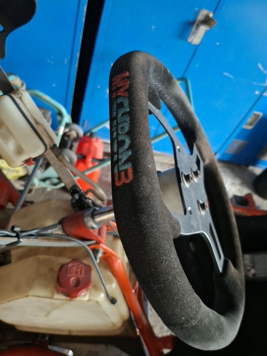 Coluna de direção, varetas,mangas de eixo, volante karting kart trike
