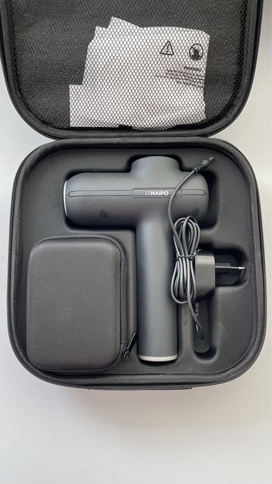 Масажер перкусійний ручний для тіла NAIPO(в неробочому стані)