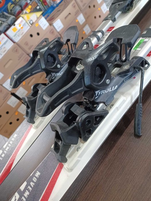 Narty skiturowe MOVEMENT BLACK APPLE 169cm S-12