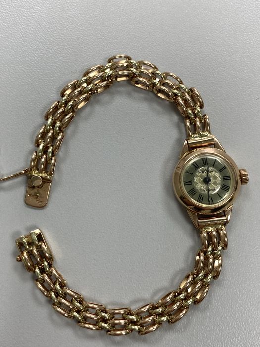 Годинник золотий Чайка 585 проба