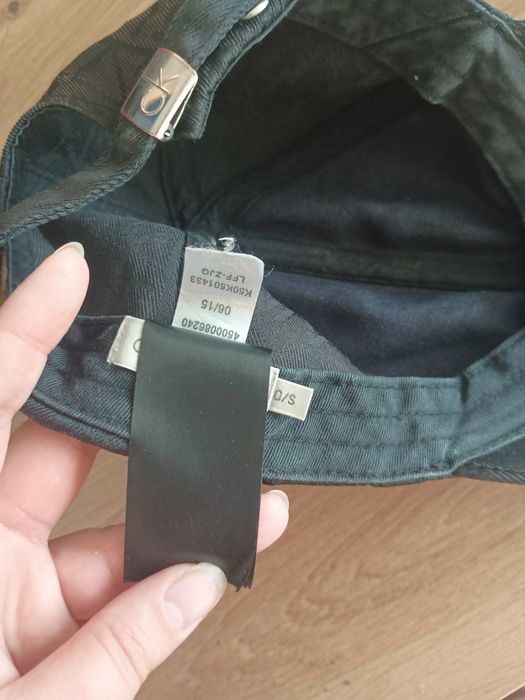 Ck Calvin Klein czapka z daszkiem rozmiar uniwersalny jesień brązowa m