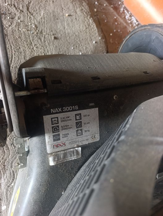 Kosiarka NAX 3001S B&S