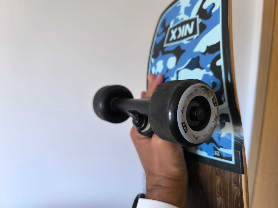 Skate NKX Classic Mini Cruiser + Capacete 58-62 cm
