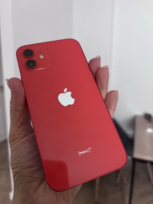 Iphone 12 czerwony
