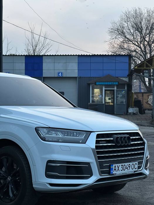 Audi Q7 Premium Plus