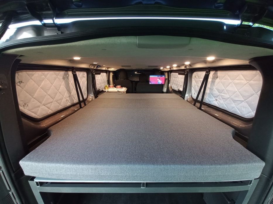 Łóżko Trafic Vivaro Primastar Talento long zabudowa kamper