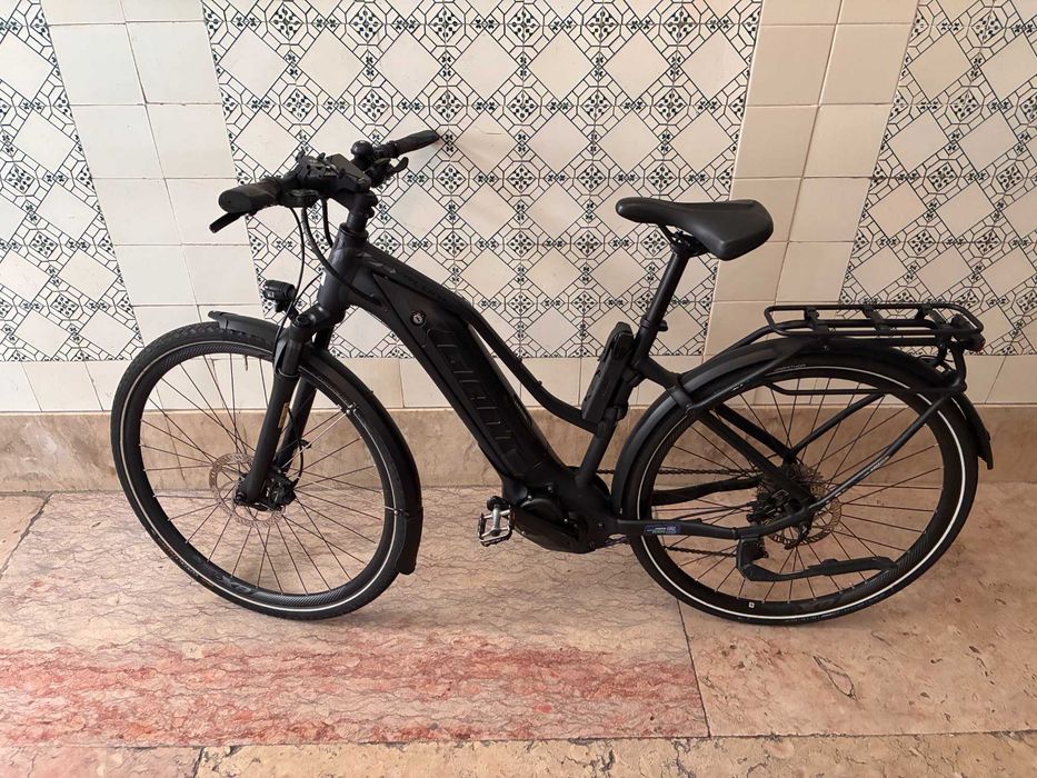 Bicicleta de trekking elétrica - Giant Explore E+ 3 STA Trekking E-Bike