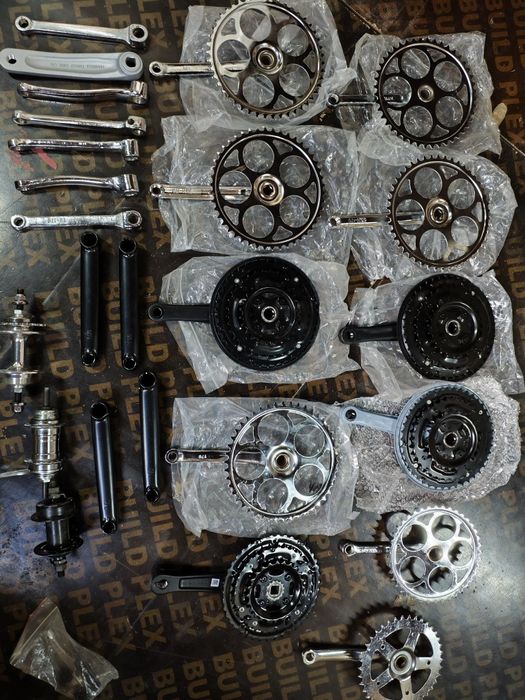 Шатун на велосипед нові не комплект