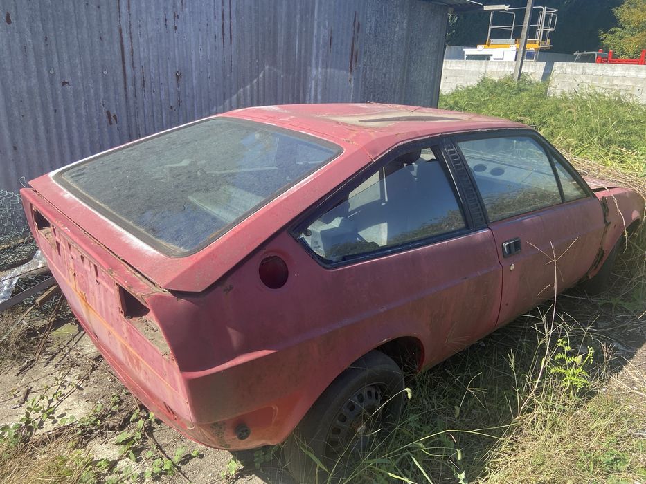 Vendo alfa romeo sprint veloce doador de pecas